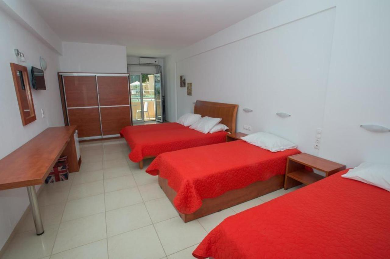 Fragiskos Hotel Matala  Exterior photo
